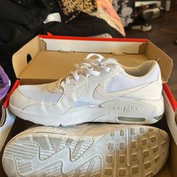 nike white air max women size 9