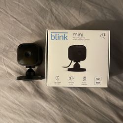 Blink Mini Indoor Plug-in HD Smart Security Camera