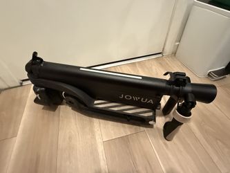 JOWUA Foldable Electric Scooter With Detachable Battery + AC Charger + Car Plug