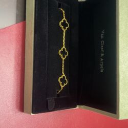 Van Cleef & Arpels Gold/black Bracelet