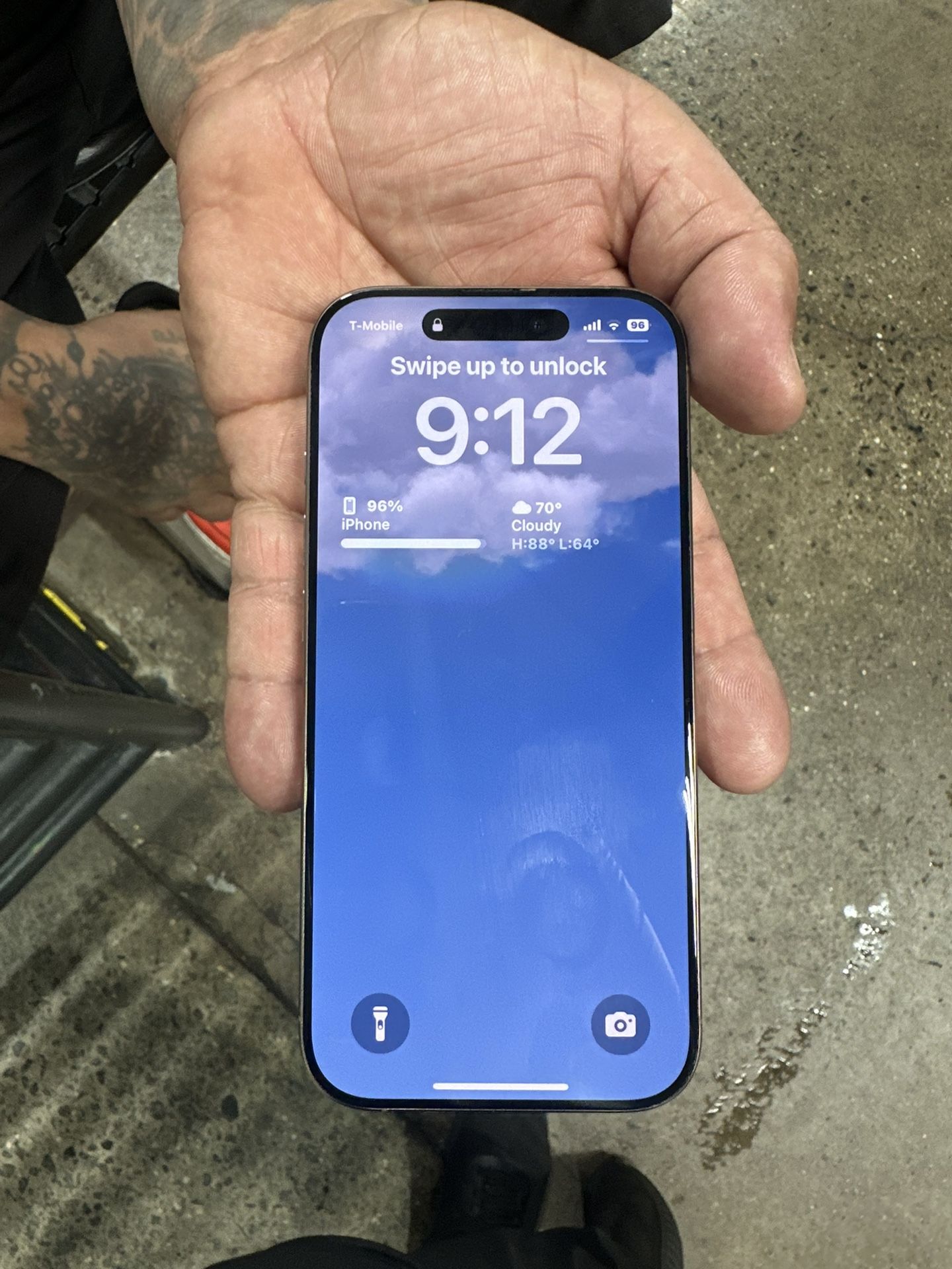 iPhone 16 Pro