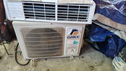 Mini Split AC Unit