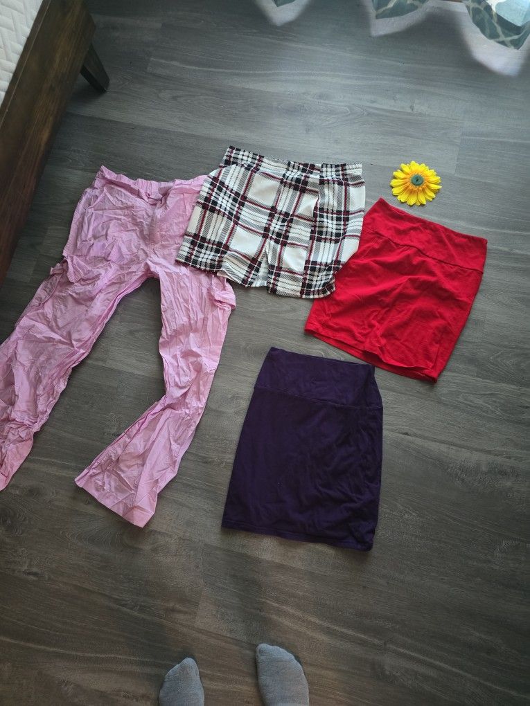 Medium Skirts