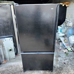 Kenmore Black Bottom Freezer Refrigerator - Can Deliver