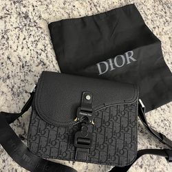 Christian Dior saddle messenger bag