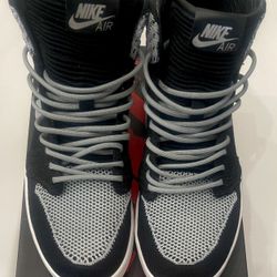 Air Jordan 1 Retro OG Flyknit (Size 8.5)