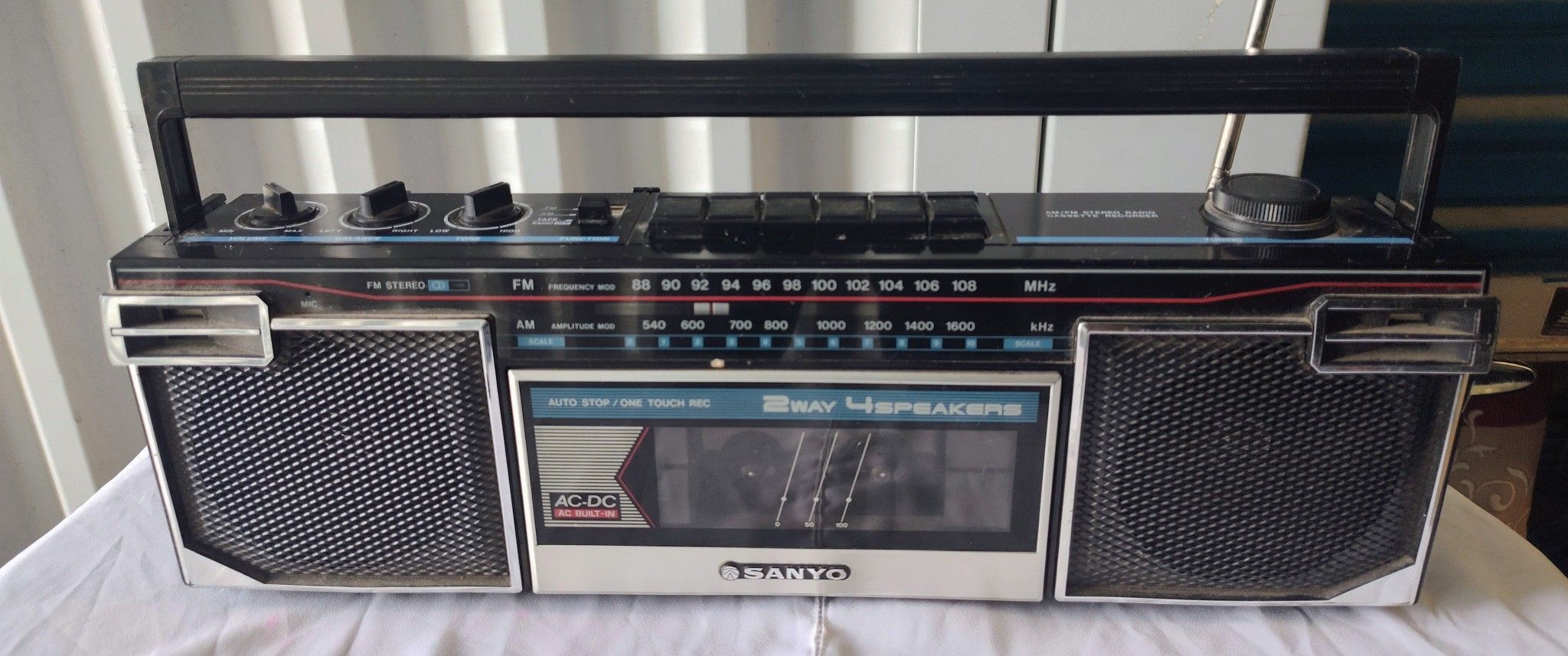 vintage Sanyo M7020 stereo radio cassette recorder (boombox).