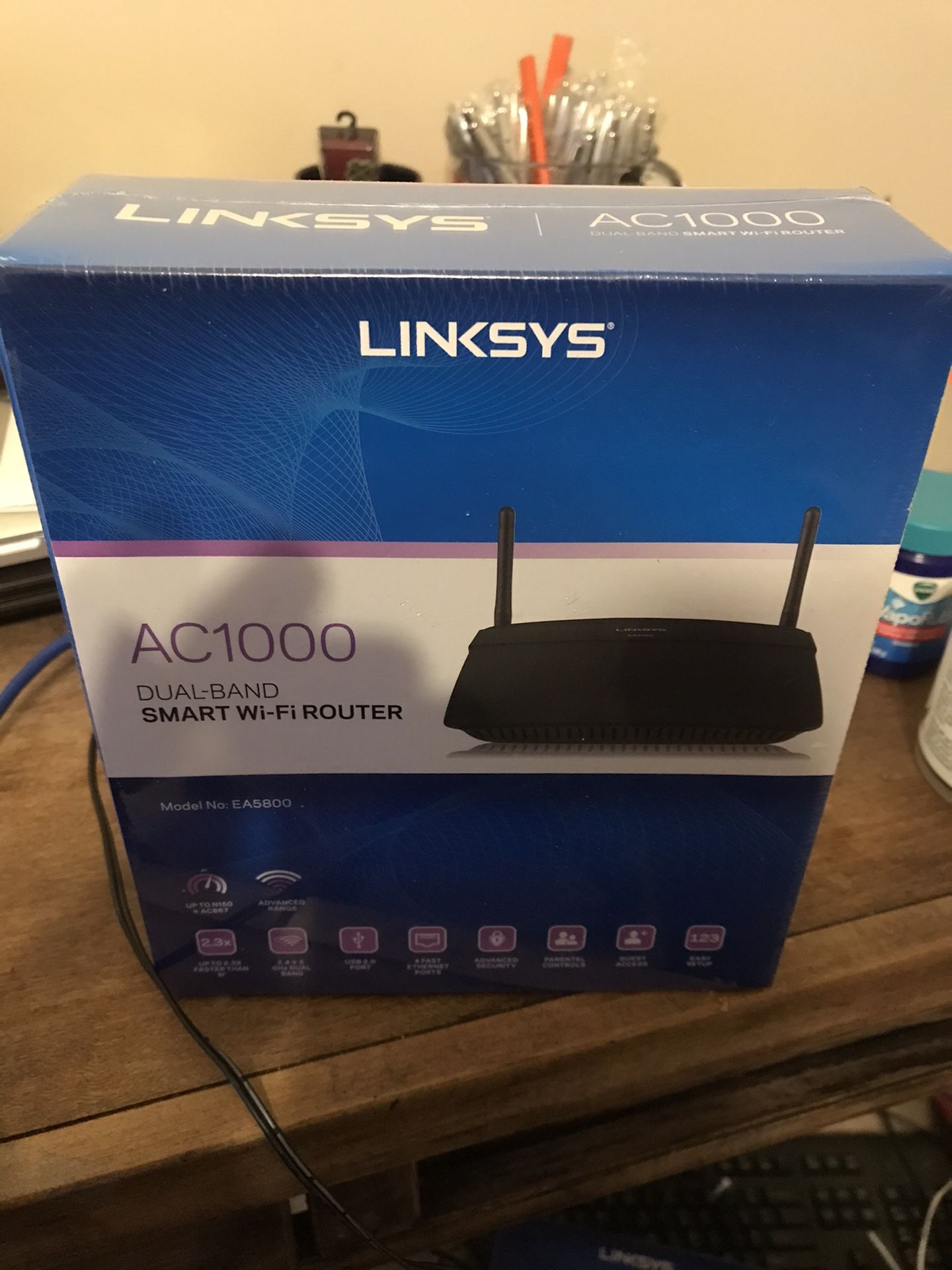 Linksys :EA5800 AC1000 Brand New