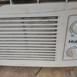 Window AC Unit 