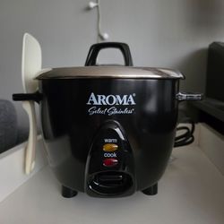 AROMA 6-Cup (Cooked) Select Stainless Grain & Rice Cooker & Warmer Black EUC