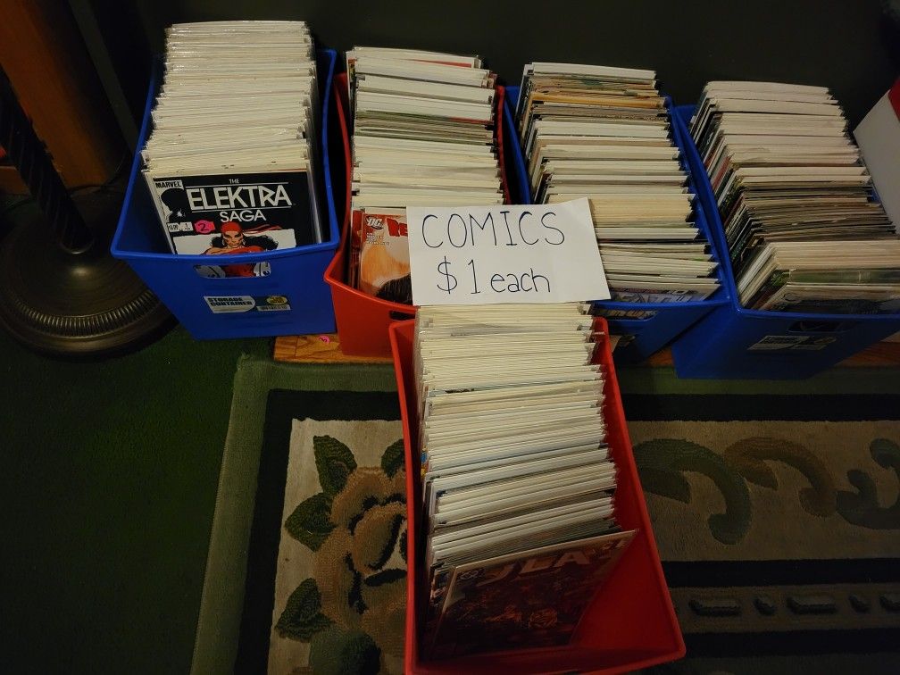 Mix  COMIC BOOK LOT SALE DC MARVEL X-MEN BATMAN AVENGERS X-MEN JUSTICE LEAGUE SUPERMAN VENOM 