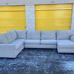 Large Gray Fabric Sectional Sofa with Chaise – Very Comfortable