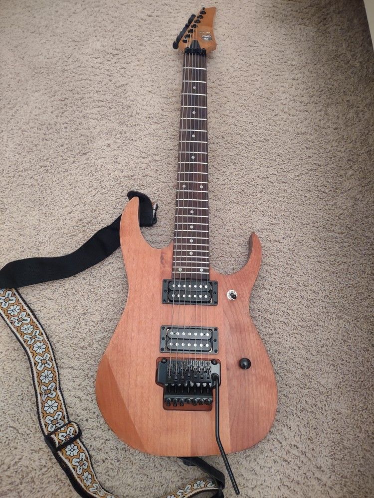 7-String Electric Guitar - Wood Finish