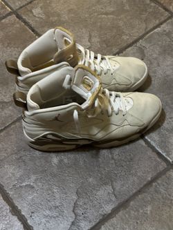Air Jordan Retro 6 MVP Palomino sz12
