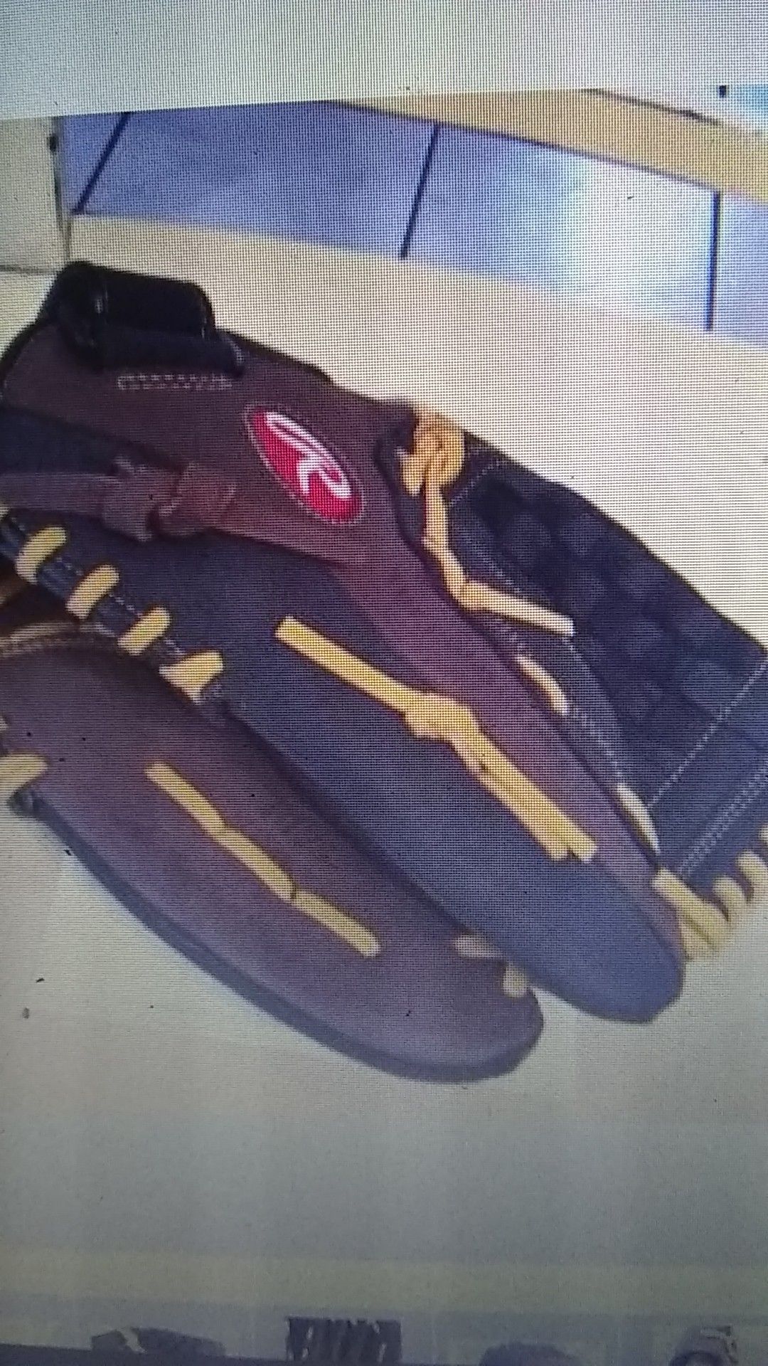 Rawlings baseball glove