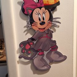 Halloween Disney Minnie Mouse And Goofy Cardboard Cutouts 