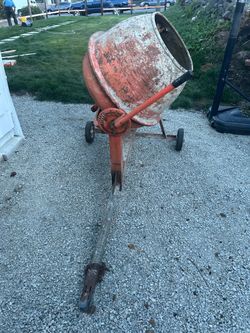 Cement mixer