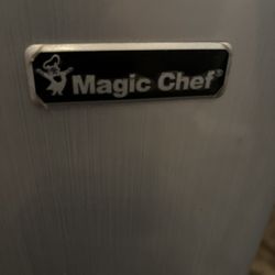 Small Refrigerator/ Refrigerador 