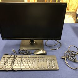 24” Samsung Computer Screens w/ Mouse & Keyboard