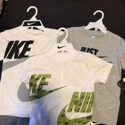 Boys Nike 2pc sets