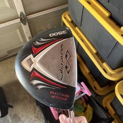 Snake Eyes 550C Putting Wedge – Chipper / Short Game Club