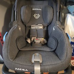 Uppababy MESA carseat