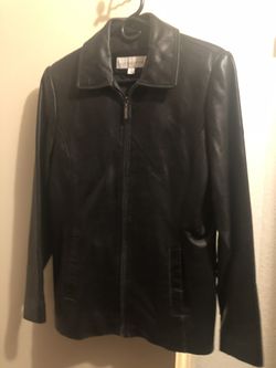 Liz Claiborne M real Leather coat