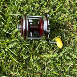 Penn Squidder #146 Fishing Reel Great Condition.$80