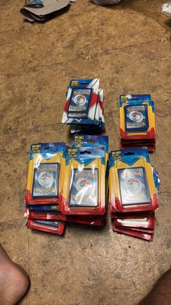 Pokémon Trading Card Packs