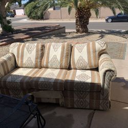 Pull Out Sleeper Sofa 