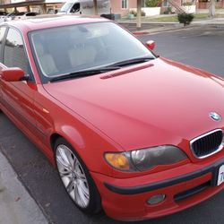 2003 BMW 330i
