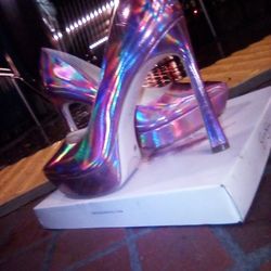 Jessica Simpson (PINK) Holographic Heels , Size 10M