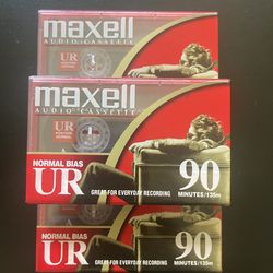 Maxell Audio Cassettes Normal Bias Ur 90 Minutes