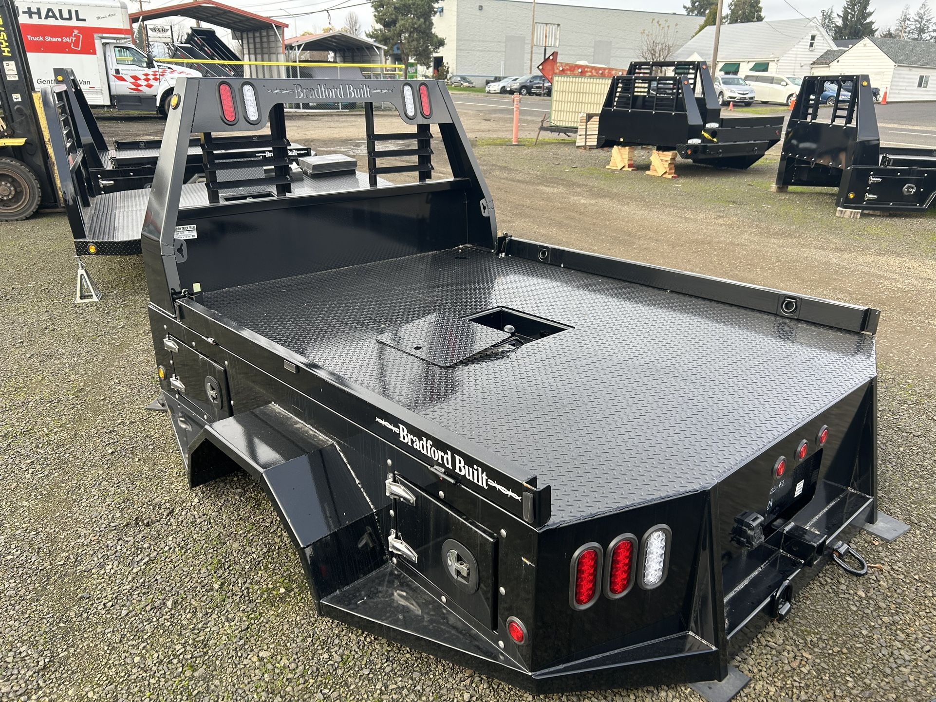 2025 96X103 BRADFORD BUILT 4-BOX STEPSIDE W/ SMOOTH FENDERS