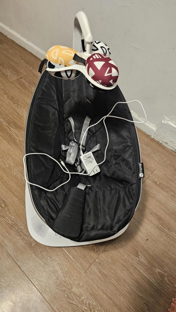 4moms mamaRoo Baby Swing - Black