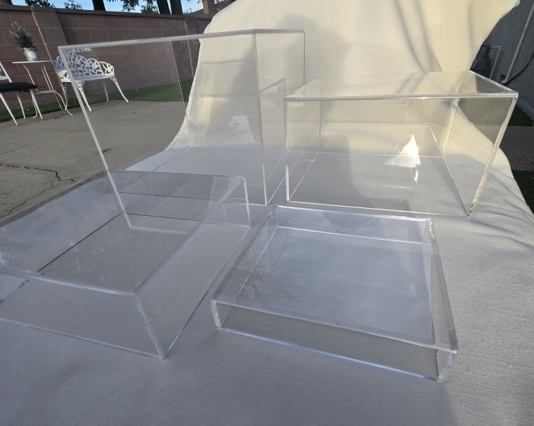 Acrylic Stands