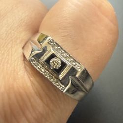 White Gold Men’s Ring With Small Diamonds Size 10.5