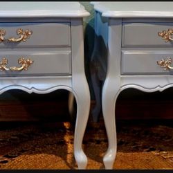 Two Beautiful Newly Refinished Hammary Nightstands 