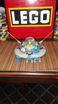 LEGO Alien Conquest UFO Abduction 7052