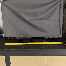 32” Seiki TV With Remote And Cover