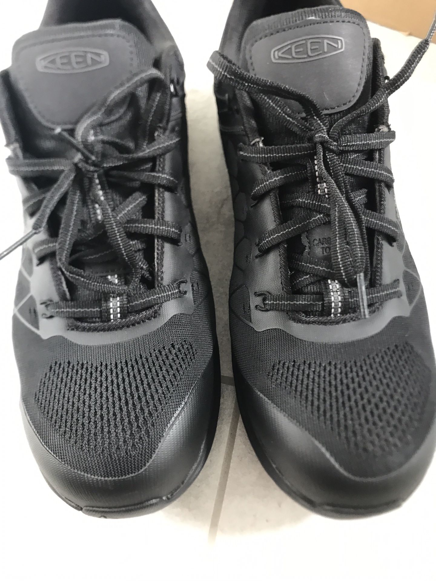 Keens Size 14 Mens Shoes Composite Toe