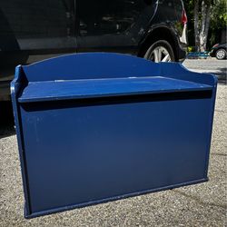 KidKraft Toy Storage Bench/Chest - Blue