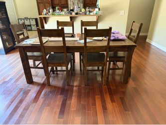 Dining room table