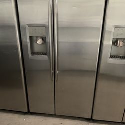 Counter Depth Stainless Steel Refrigerators 