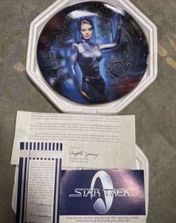 Franklin Mint Star Trek Voyager Borg Seven Of Nine Plate