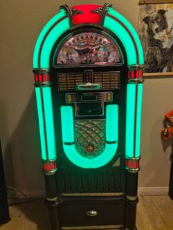 Crosley CR12-2 iJuke Deluxe