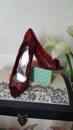 Red and black Heels Size 6