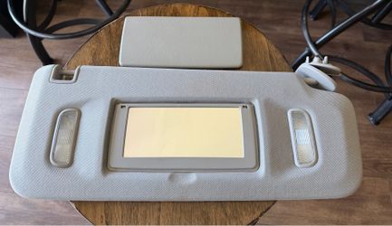 2015 - 2020 Chevrolet Suburban Gray Passenger (Right) Side Sun Visor Tahoe, Yukon, Escalade