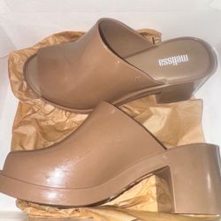 Chunky Heels 