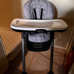 The Graco® Table2Table™ Premier Fold 7-in-1 Highchair 